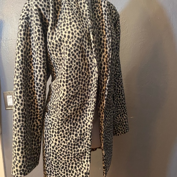 SELLECCA Fuzzy Teddy Bear Spotted Coat - Picture 15 of 16